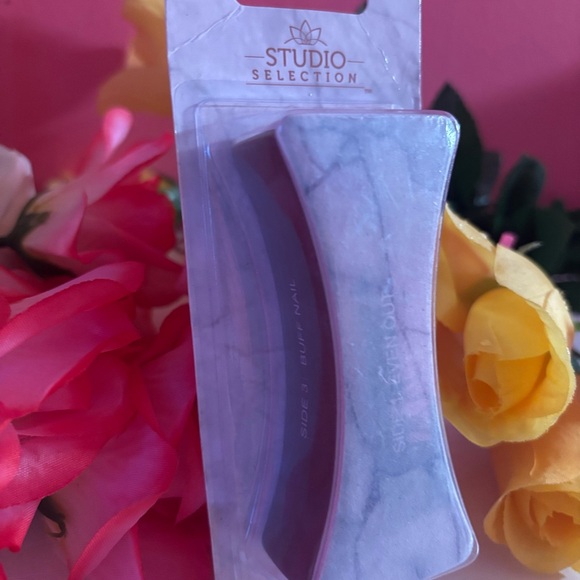 Studio Selection 4-Way Buffer - Picture 4 of 4